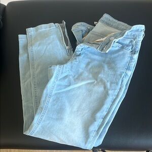 Light Blue Cropped Jeans